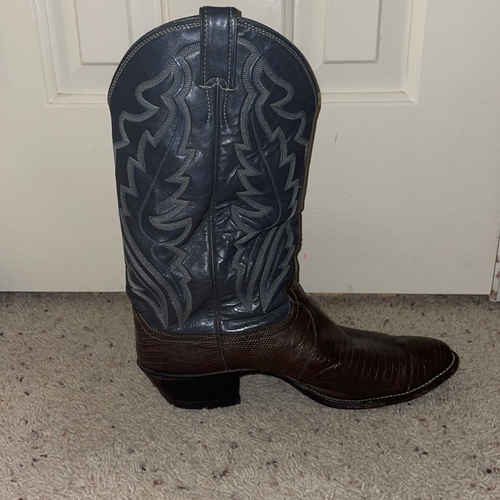 Size 10 Justin style 8327 leather lizard skin retro boots.  Blue/gray and brown